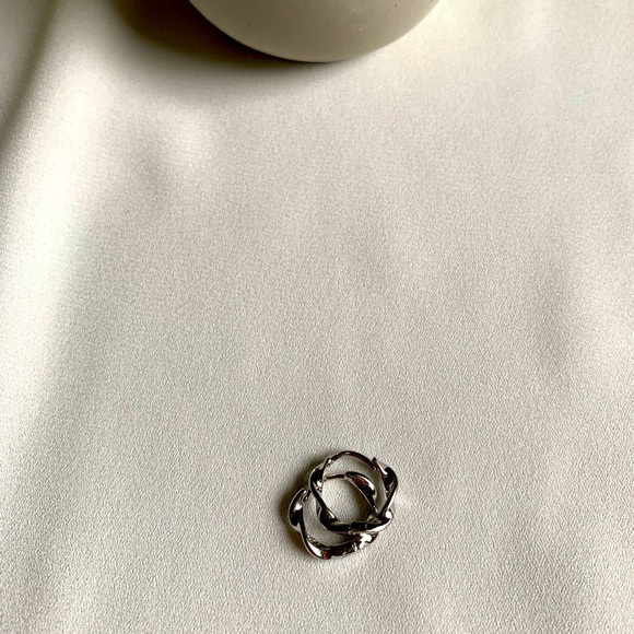 [🍍2 for $22] Simple Mini Silver Hoops - Wavy - Picture 2 of 6